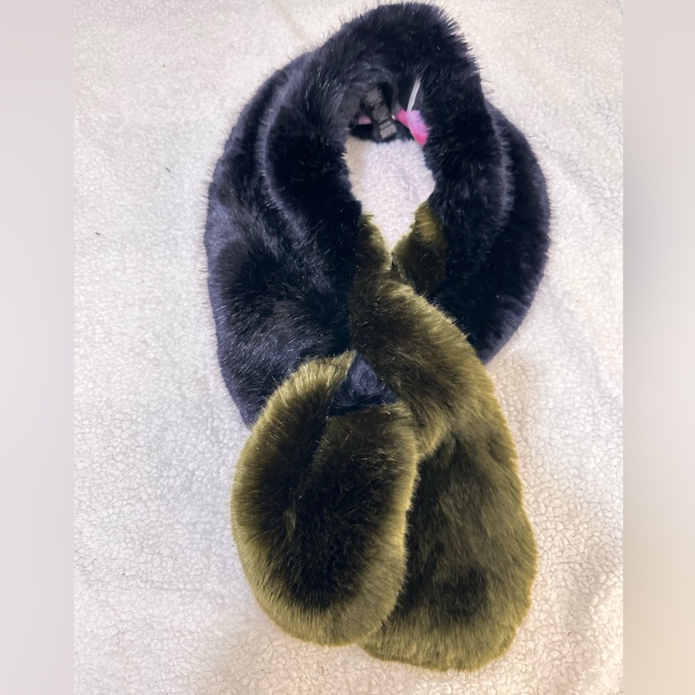 TED BAKER Faux Fur Scarf / Neck Wrap